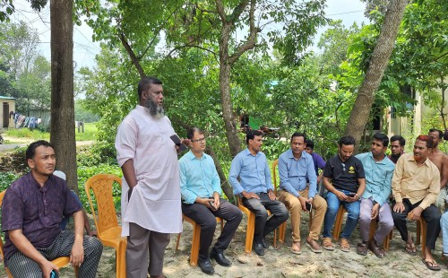 ভালুকিয়াতে আউশ চাষে অবহিতকরণ সভা