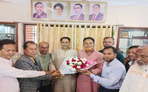 কোম্পানীগঞ্জে নব নির্বাচিত এমপিকে শিক্ষক সমিতির অভিনন্দন