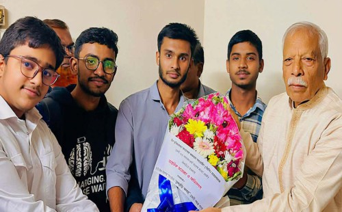 ফেনী-২ আসনের এমপির সাথে ফুলকুঁড়ির সৌজন্য সাক্ষাৎ