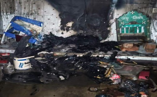 দাগনভূঞা মন্দিরে চুরি ও দুর্বৃত্তদের আগুন