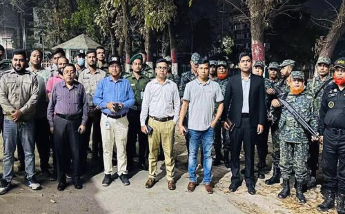 ভ্রাম্যমাণ আদালতের অভিযান  ফেনী রেলস্টেশনে মাদকসহ আটক ৩