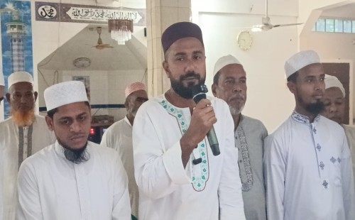 সোনাগাজীতে মধ্যপ্রাচ্যে যুদ্ধরত প্রবাসীদের জন্য   দোয়া ও ইফতার মাহফিল