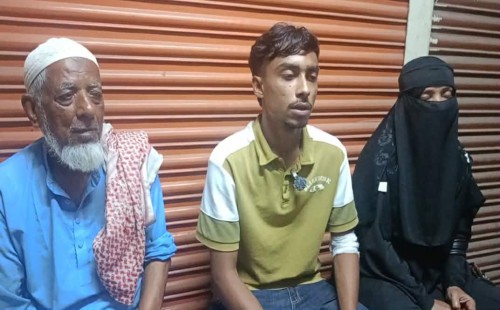 আলাইয়াপুরে তুচ্ছ ঘটনাকে কেন্দ্র করে নিলয়ের ওপর হামলার অভিযোগে সংবাদ সম্মেলন