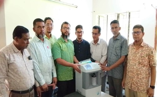 সোনাগাজী হাসপাতালে যন্ত্রপাতি প্রদান করলো প্রবাসী