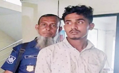 ছিনতাই মামলায় জামিন  চুরির মামলায় ফের কারাগারে