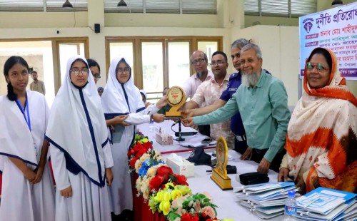 দাগনভূঞা দূর্নীতি প্রতিরোধ বিষয়ক বিতর্ক