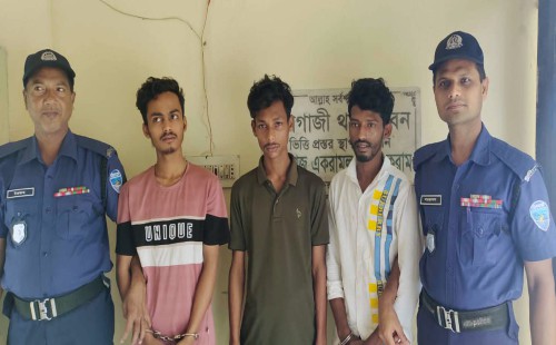 ফুলগাজীতে ছাগল চুরির ঘটনায় ৩ জন গ্রেপ্তার