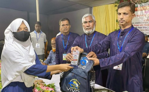 মিরসরাইয়ে উদয়নের বৃত্তি   সম্মাননা ও পুরস্কার বিতরণ