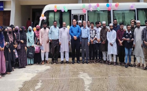 সোনাগাজীতে যুব উন্নয়ন’র ভ্রাম্যমান কম্পিউটার প্রশিক্ষনের উদ্বোধন