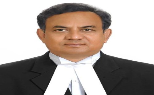 মধুপুর উচ্চ বিদ্যালয়ের  সভাপতি হলেন অ্যাডভোকেট মোঃ শেখ ফরিদ