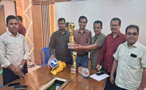 সোনাগাজী সমিতি ঢাকা’র ফুটবল টুর্ণামেন্টের ট্রফি উম্মোচন