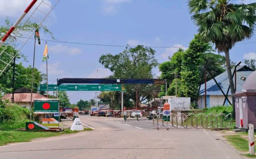 পরশুরামে ভারত ফেরত রোগীকে মানসিক নির্যাতন ও অর্থ হাতিয়ে নেওয়ার অভিযোগ