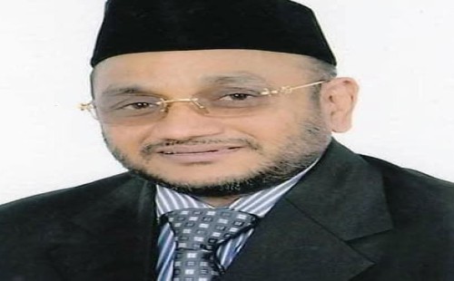 হাজী আলাউদ্দিন স্বস্ত্রীক পবিত্র হজব্রত পালনে মক্কায় গমন