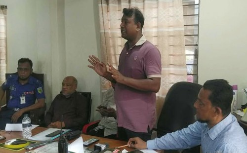 ঈদ যাত্রা নিরাপদ রাখতে ফেনীতে মালিক-শ্রমিকদের মতবিনিময় সভা
