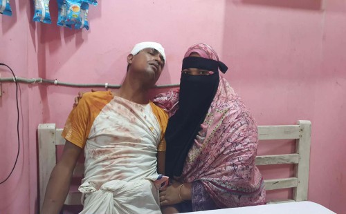 রাজাপুরে জায়গা সংক্রান্ত সালিশি বৈঠকে হামলায় ২ জন আহত : থানায় অভিযোগ
