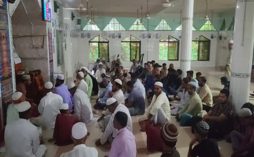 আশ্রাফপুরে মসজিদে শহীদ জিয়ার শাহাদাত বার্ষিকীতে দোয়া ও মোনাজাত