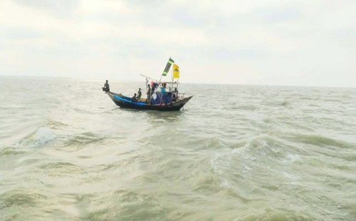 নিখোঁজের ২৮ ঘণ্টা পর মেঘনা থেকে শিশুর লাশ উদ্ধার