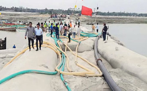 নোয়াখালীর বামনী নদীতে ক্লোজার বাঁধ নির্মাণে সফলতা, সুরক্ষিত হবে ৩ জেলার সম্পদ
