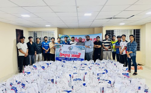 ফেনী স্টান্ট ওয়ারিয়র্সের বন্যার্ত পরিবারের মাঝে সহায়তা