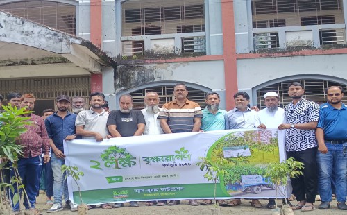 ফেনীতে আস-সুন্নাহ ফাউন্ডেশন’র গাছের চারা বিতরণ